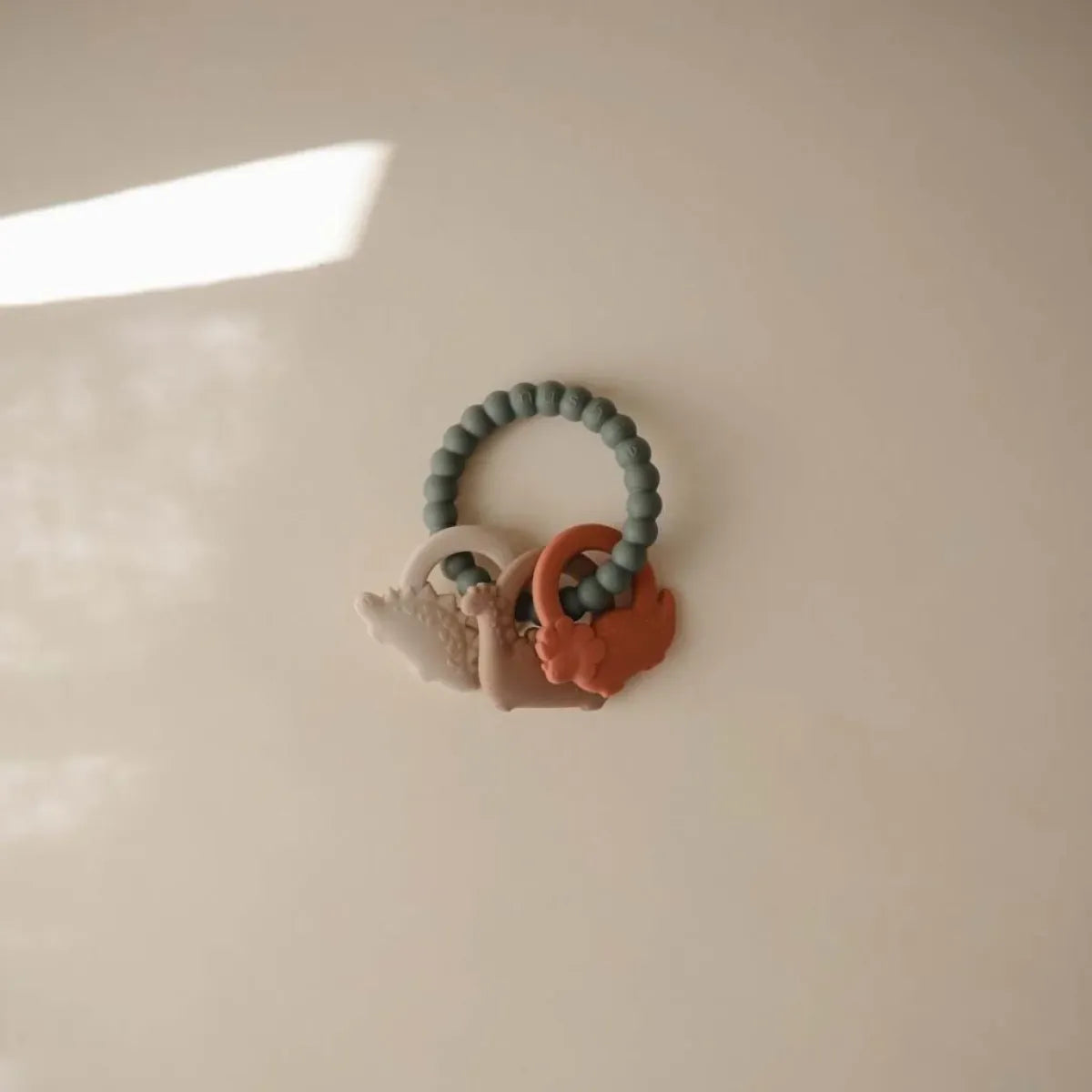 Mushie Bijtring - Dino