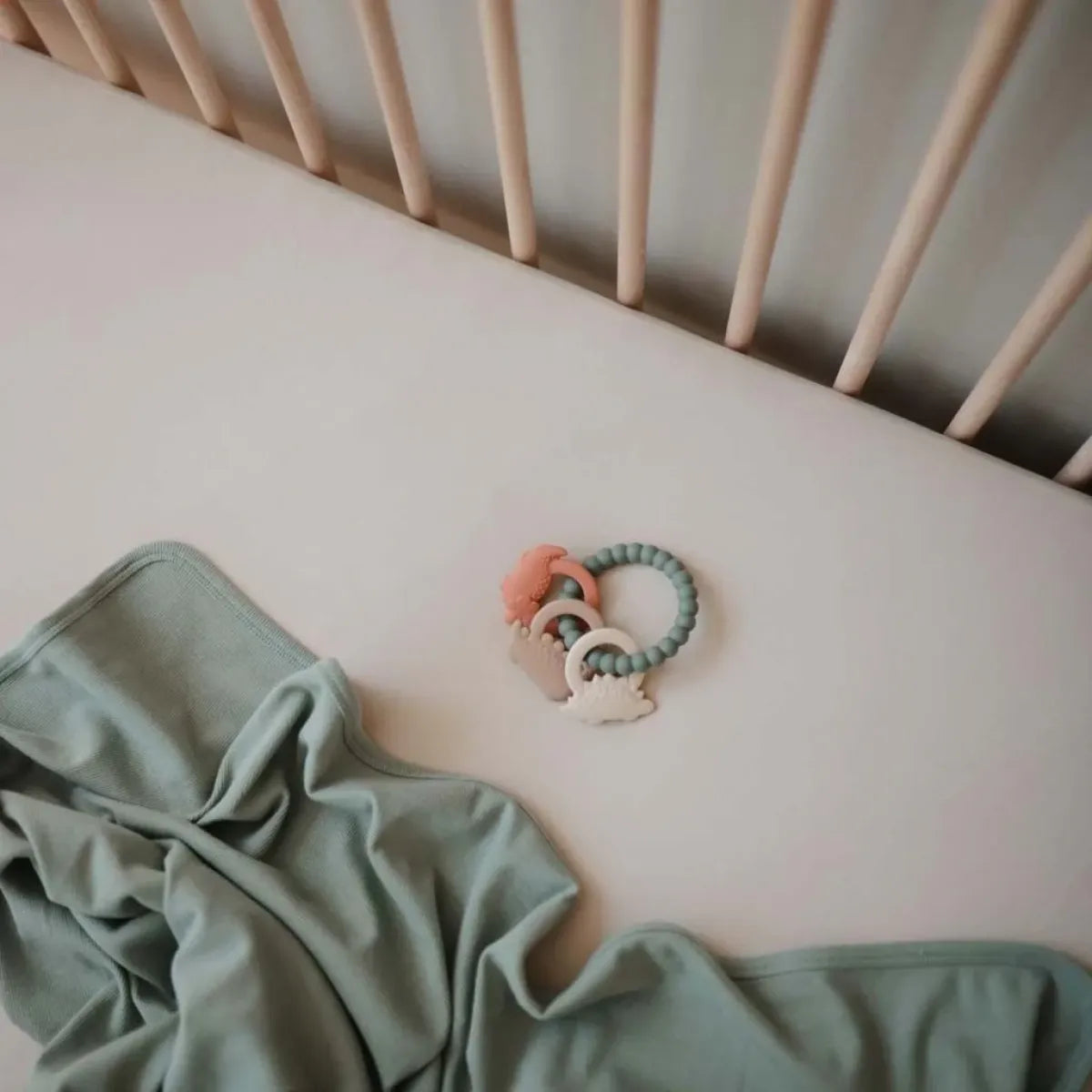 Mushie Bijtring - Dino