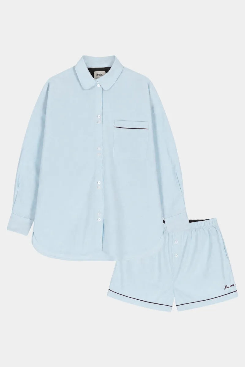 Woody Kirilove - Lichtblauwe pyjama van katoen/hemd + short