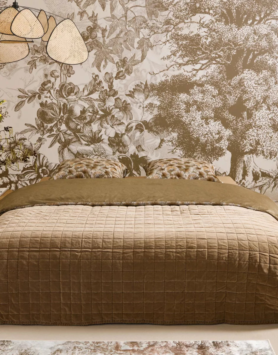 Essenza Bedsprei - cafe noir