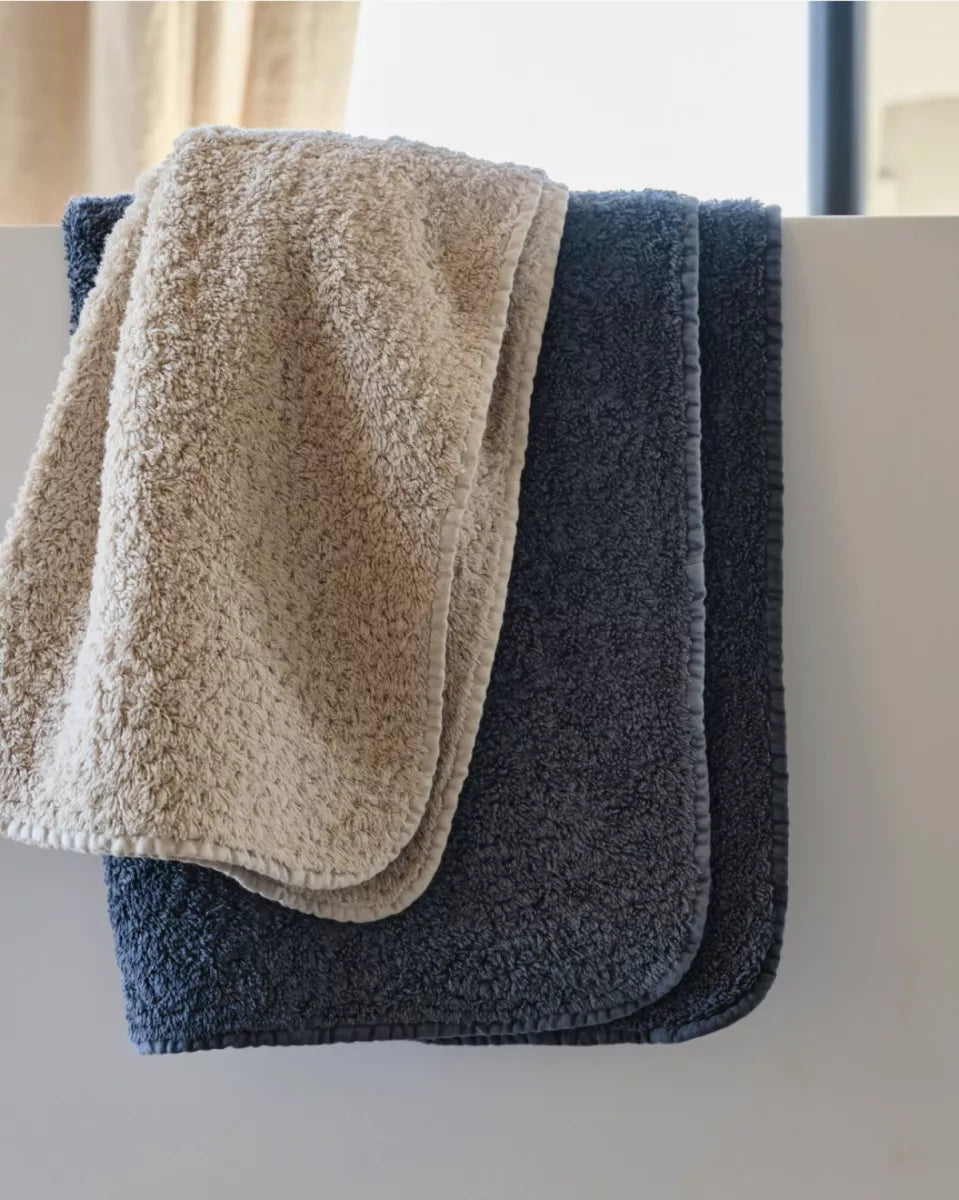 Abyss Habidecor Handdoek - linen