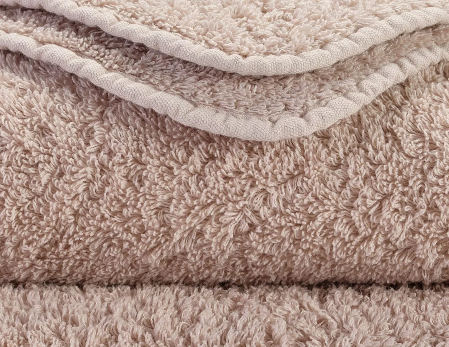 Abyss Habidecor Handdoek - primrose