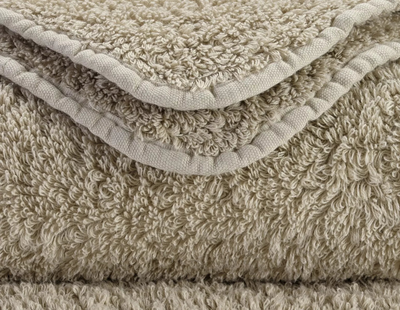 Abyss Habidecor Handdoek - linen