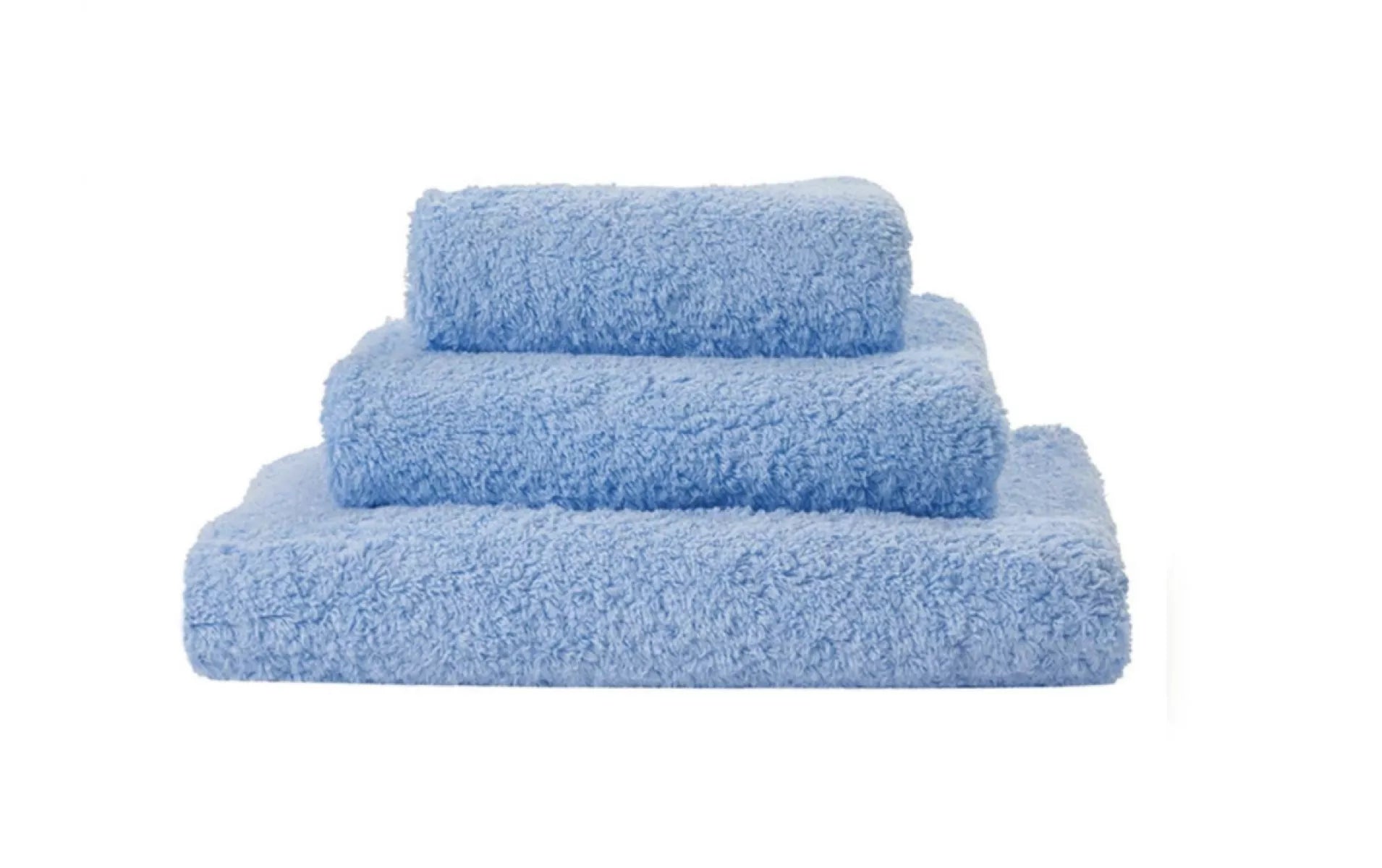 Abyss Habidecor Handdoek - powder blue