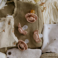 Mushie Baby's First Pacifier Fopspenen Set - Blush