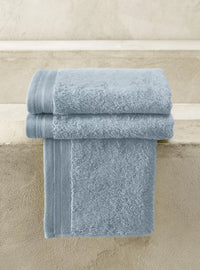 Witte Litear Handdoek - ice blue