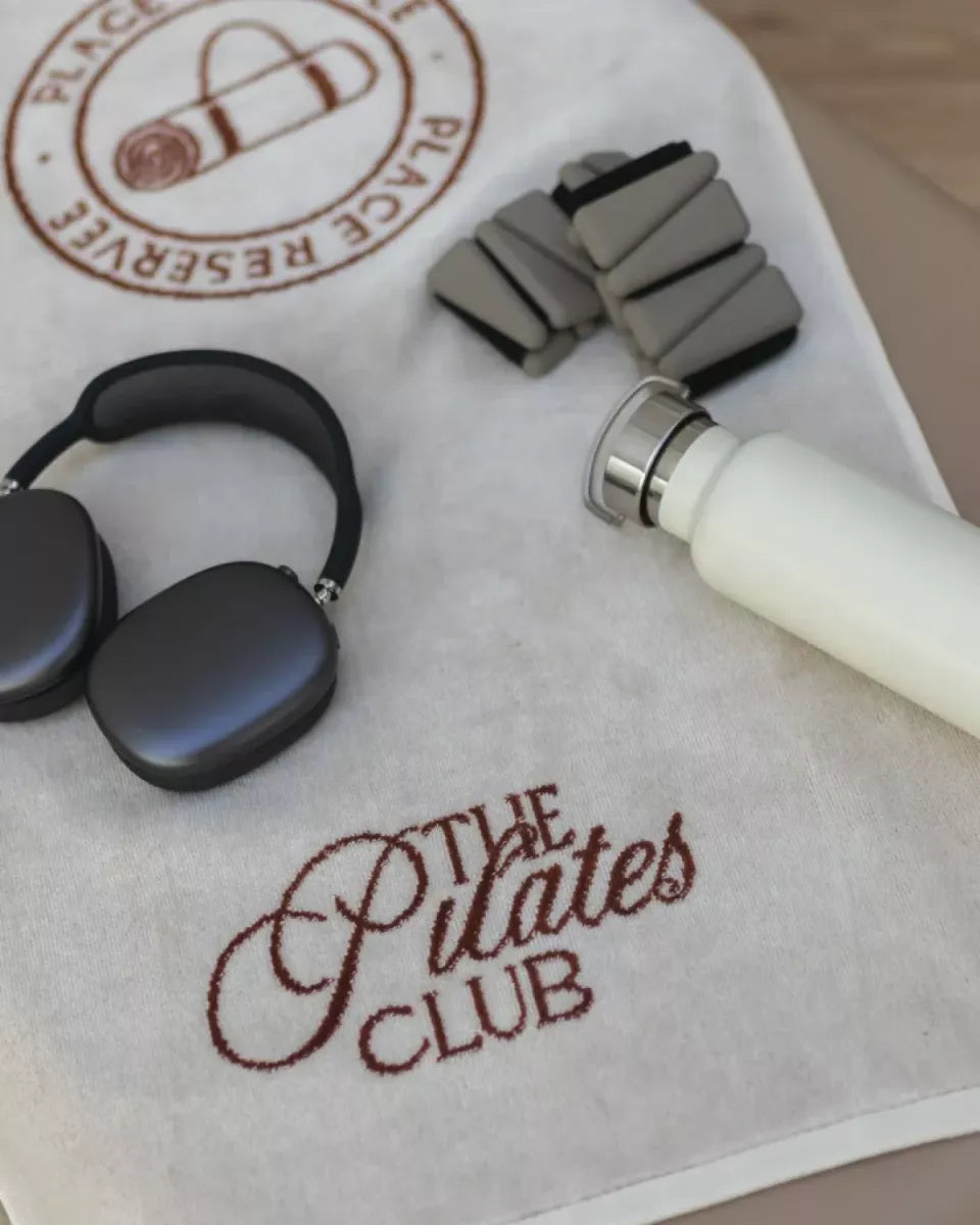 Place Reservee Sports towel - Pilates Club